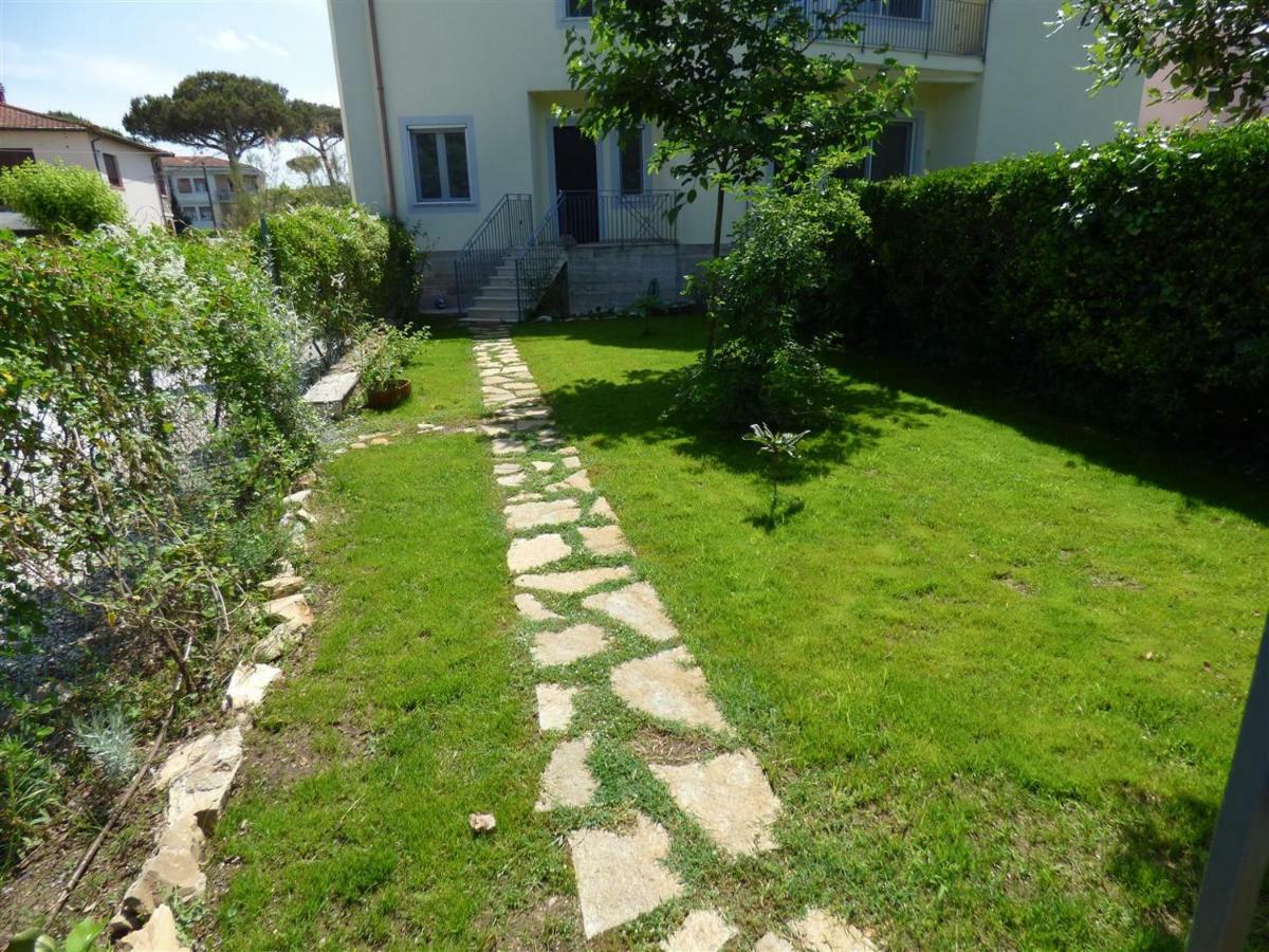 Complesso Primavera Tirrenia Exterior photo